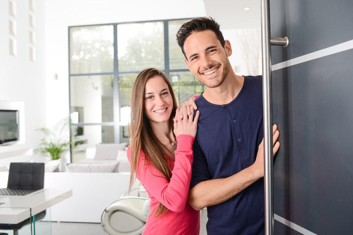 Couple-Home-Purchase